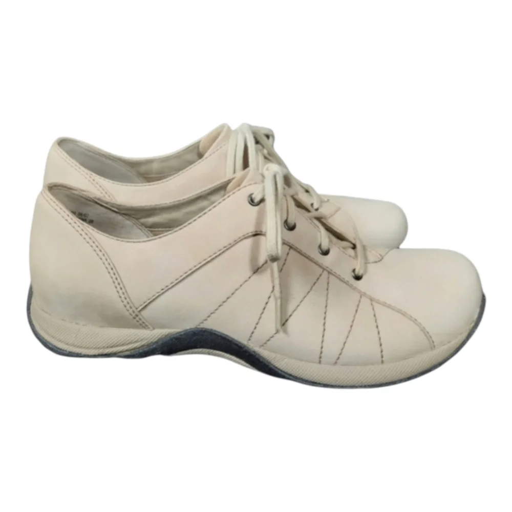Clarks Springer Sneakers Suede Women's SZ 9.5M